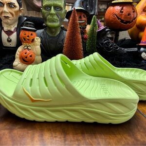 Hoka One One Ora Lime Green Comfort Recovery Slide Sandals size 8